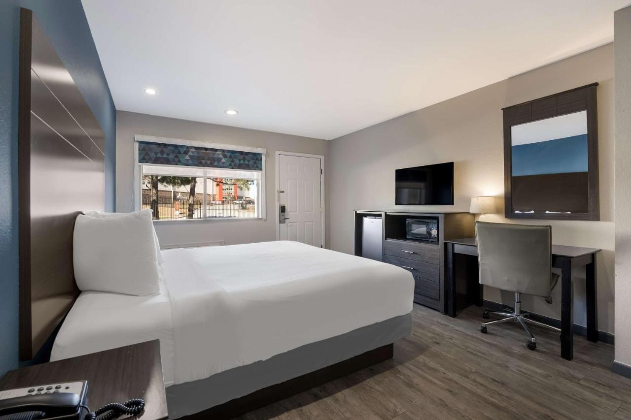 Surestay Hotel By Best Western Spring North Houston Buitenkant foto