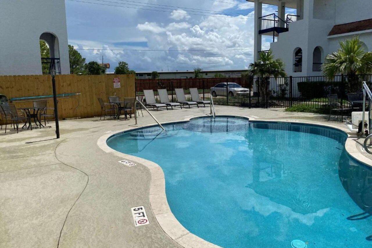 Surestay Hotel By Best Western Spring North Houston Buitenkant foto